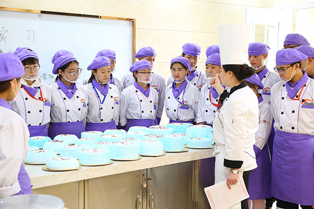 ��������רҵ���е���