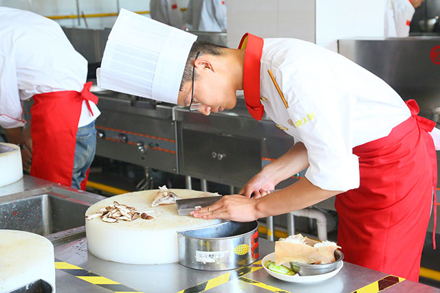 �����Ӣרҵѧ����������