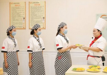 �Ҹ���ְҵ��Ⱥ Ϊ��������ʦ?